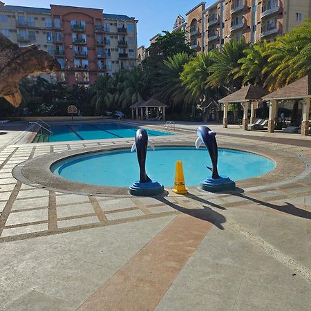 Cozy 2Br Staycation With Balcony Chateau Elysee For 4-6 Pax Paranaque City Exteriör bild