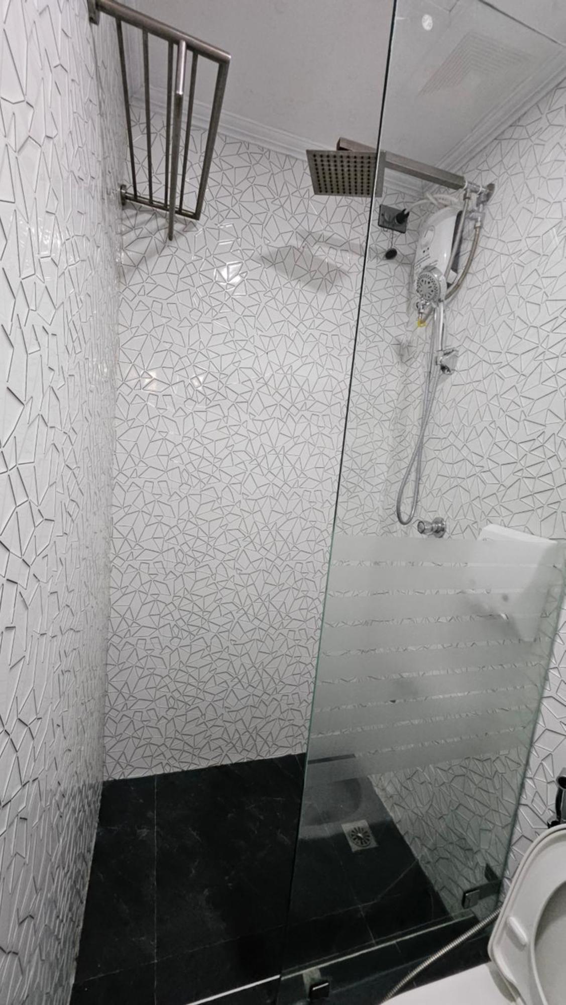 Cozy 2Br Staycation With Balcony Chateau Elysee For 4-6 Pax Paranaque City Exteriör bild