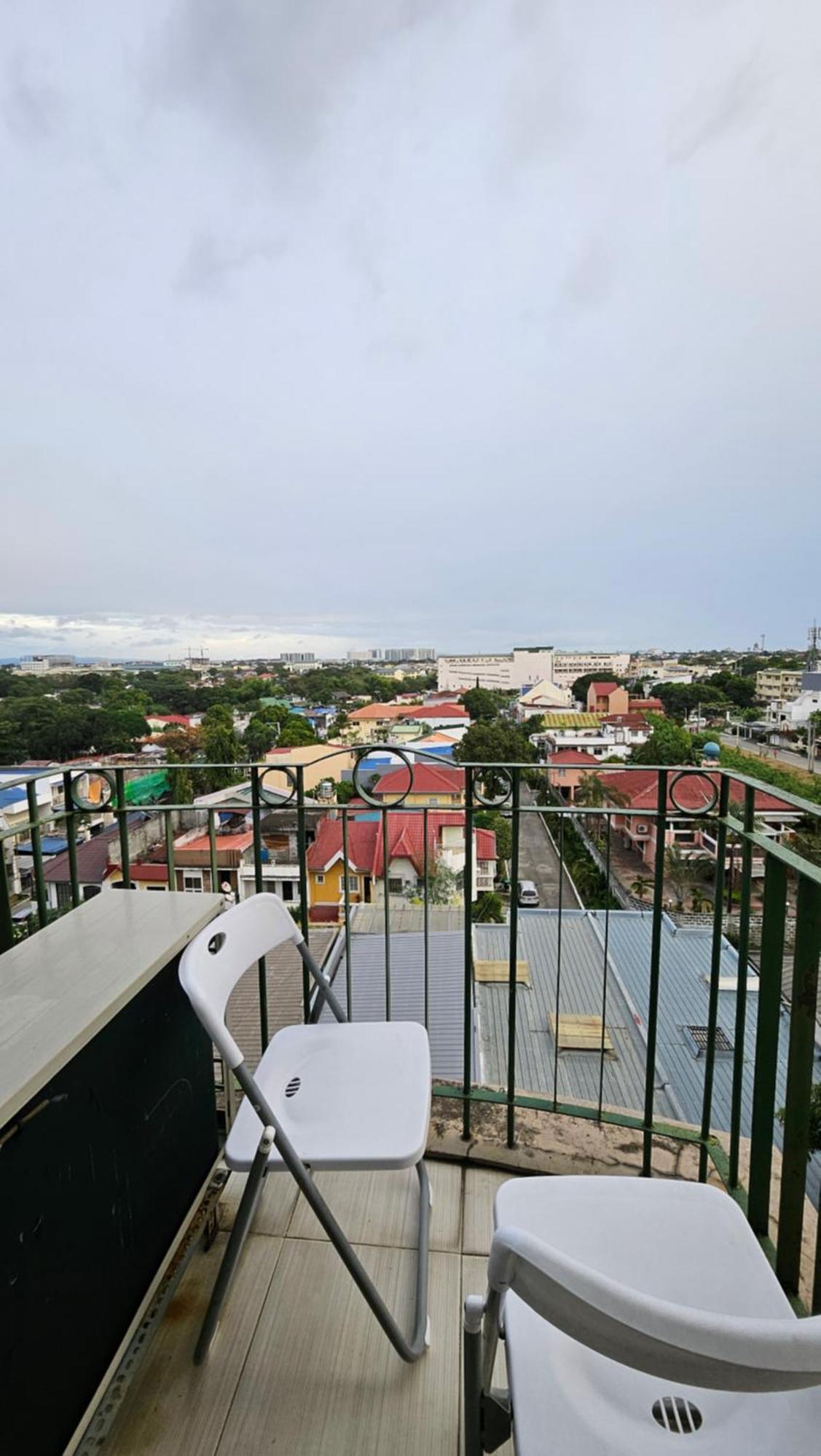 Cozy 2Br Staycation With Balcony Chateau Elysee For 4-6 Pax Paranaque City Exteriör bild